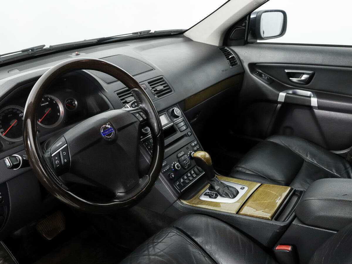 Volvo XC90 с пробегом — 2008 год. Фото: #8