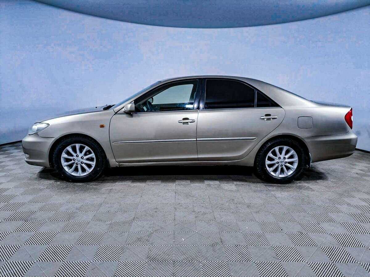 Toyota Camry с пробегом — 2002 год. Фото: #7