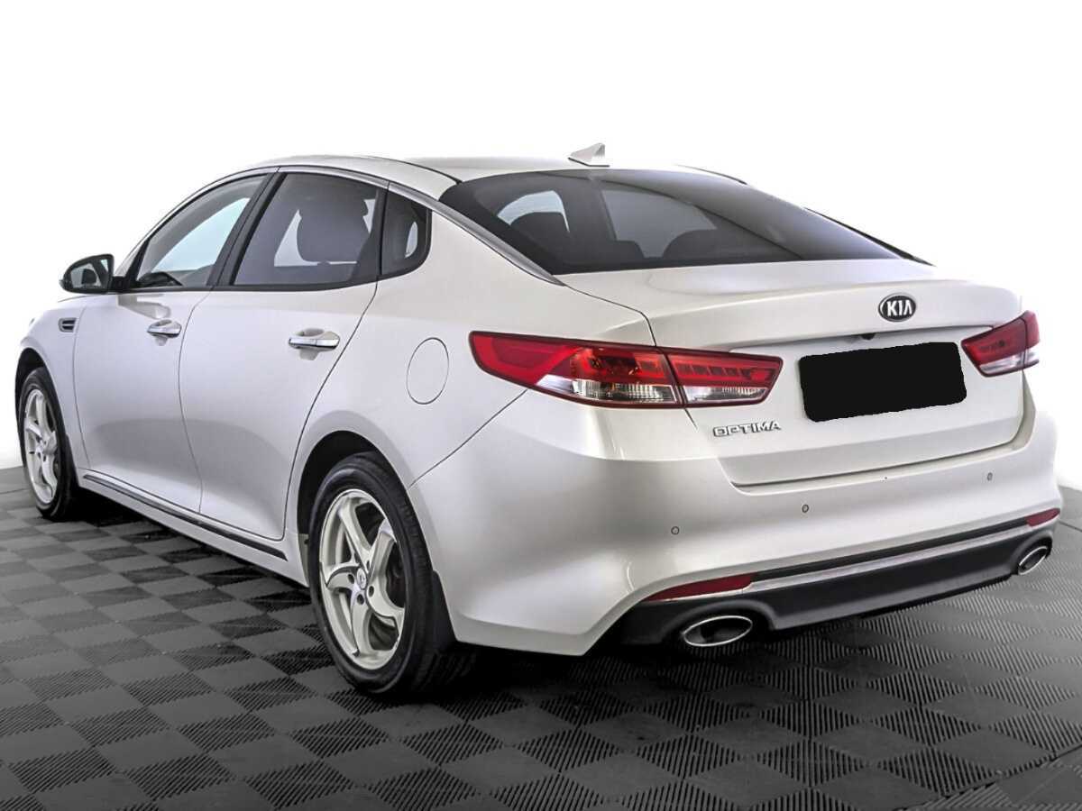 Kia Optima с пробегом — 2016 год. Фото: #6