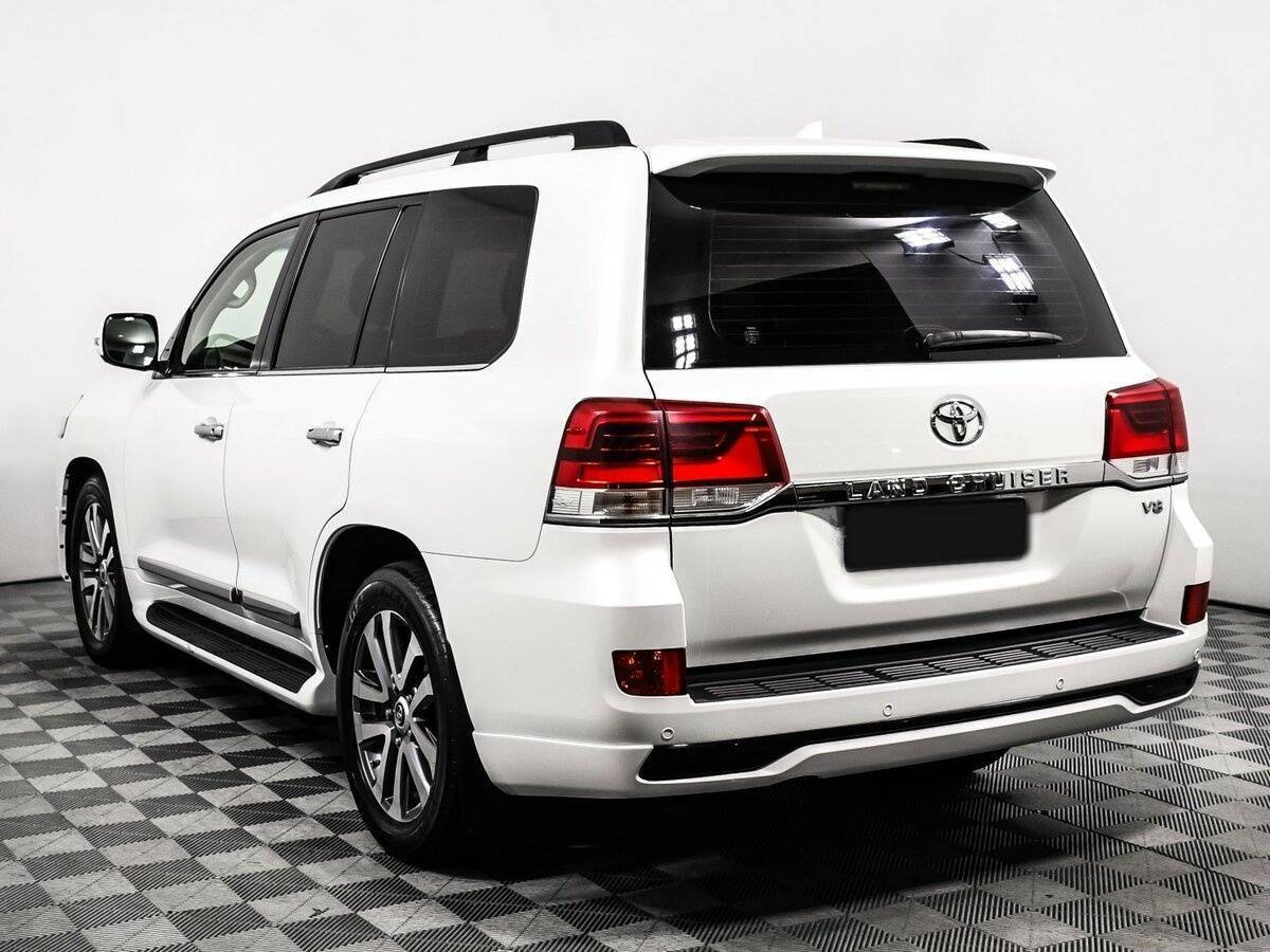Toyota Land Cruiser с пробегом — 2016 год. Фото: #6