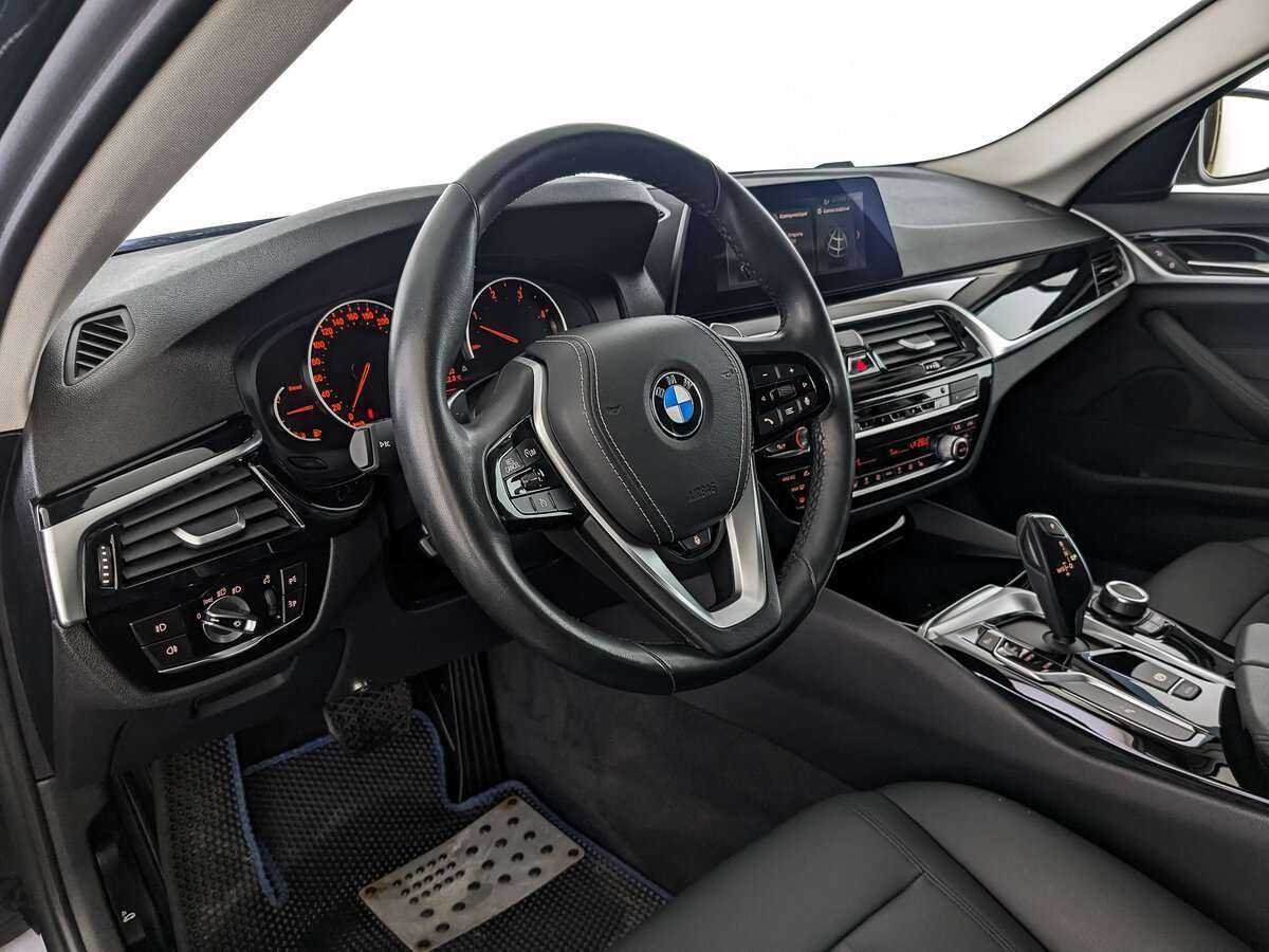 BMW 5 серии с пробегом — 2020 год. Фото: #10