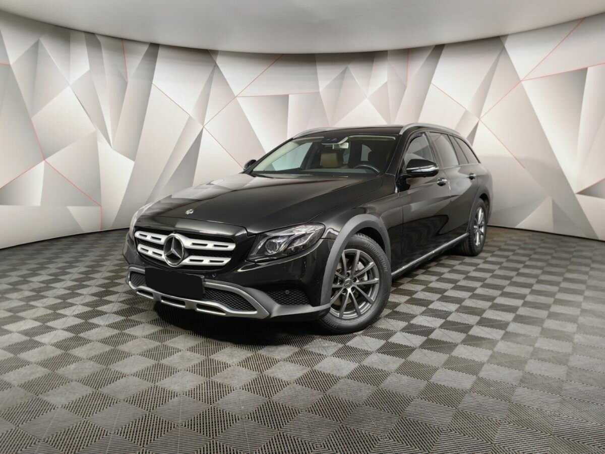 Mercedes-Benz E-Класс с пробегом — 2018 год. Фото: #0