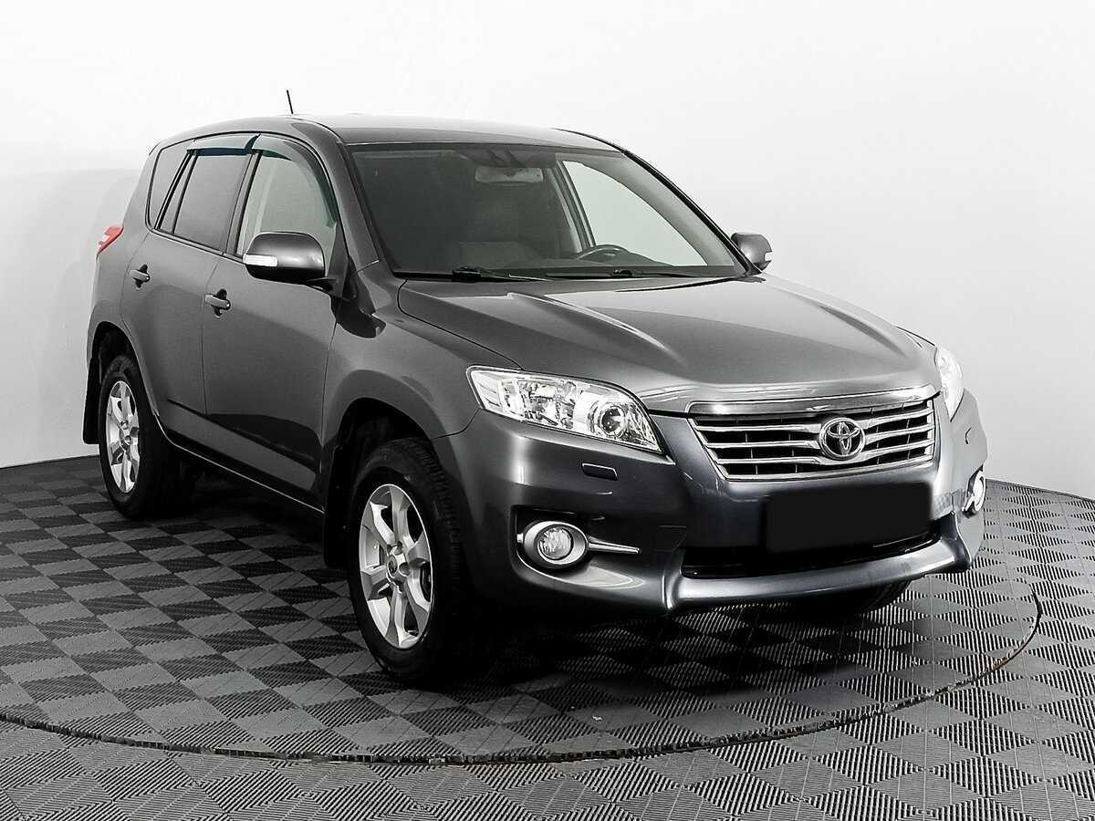 Toyota RAV4 с пробегом — 2011 год. Фото: #2
