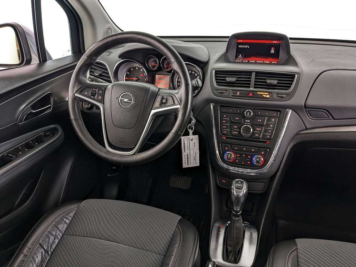 Opel Mokka с пробегом — 2014 год. Фото: #15