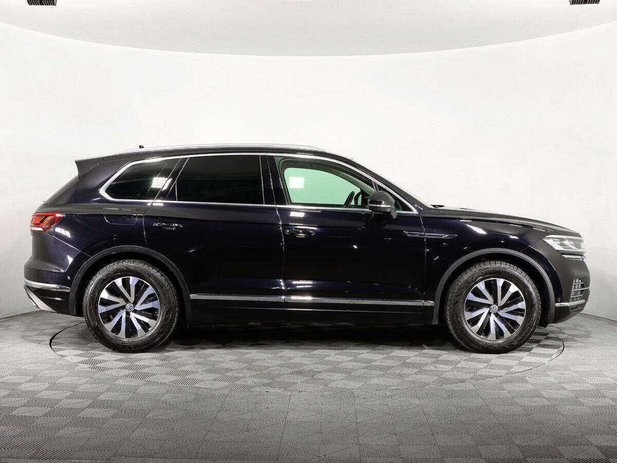 Volkswagen Touareg с пробегом — 2021 год. Фото: #3