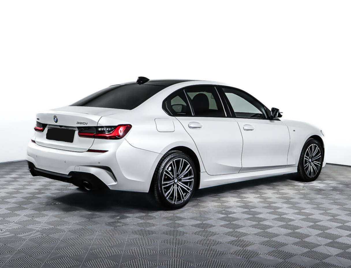BMW 3 серии с пробегом — 2019 год. Фото: #4