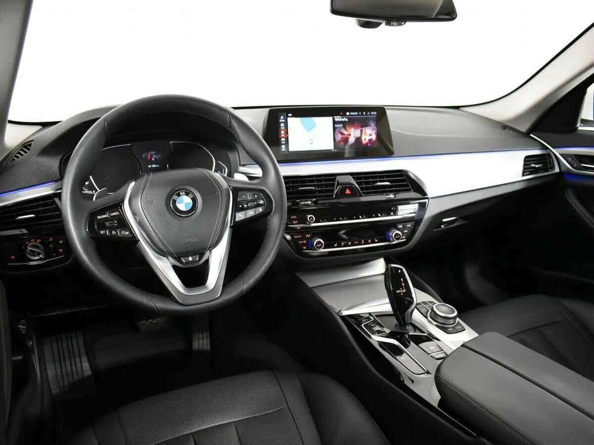 BMW 5 серии с пробегом — 2020 год. Фото: #7