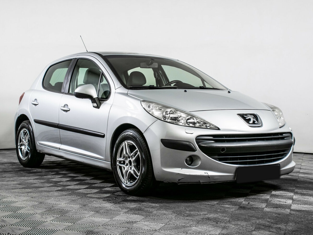 Peugeot 207 с пробегом — 2008 год. Фото: #2