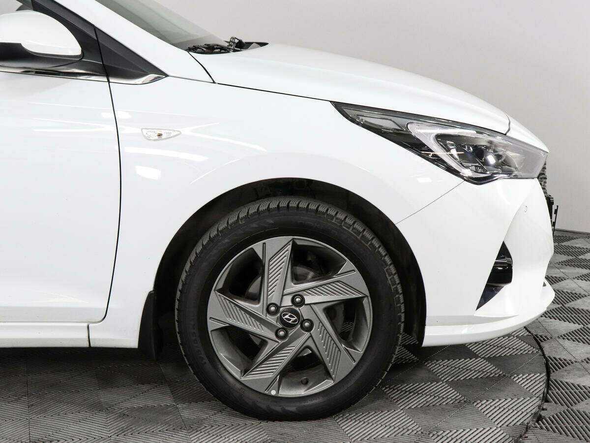 Hyundai Solaris с пробегом — 2020 год. Фото: #12