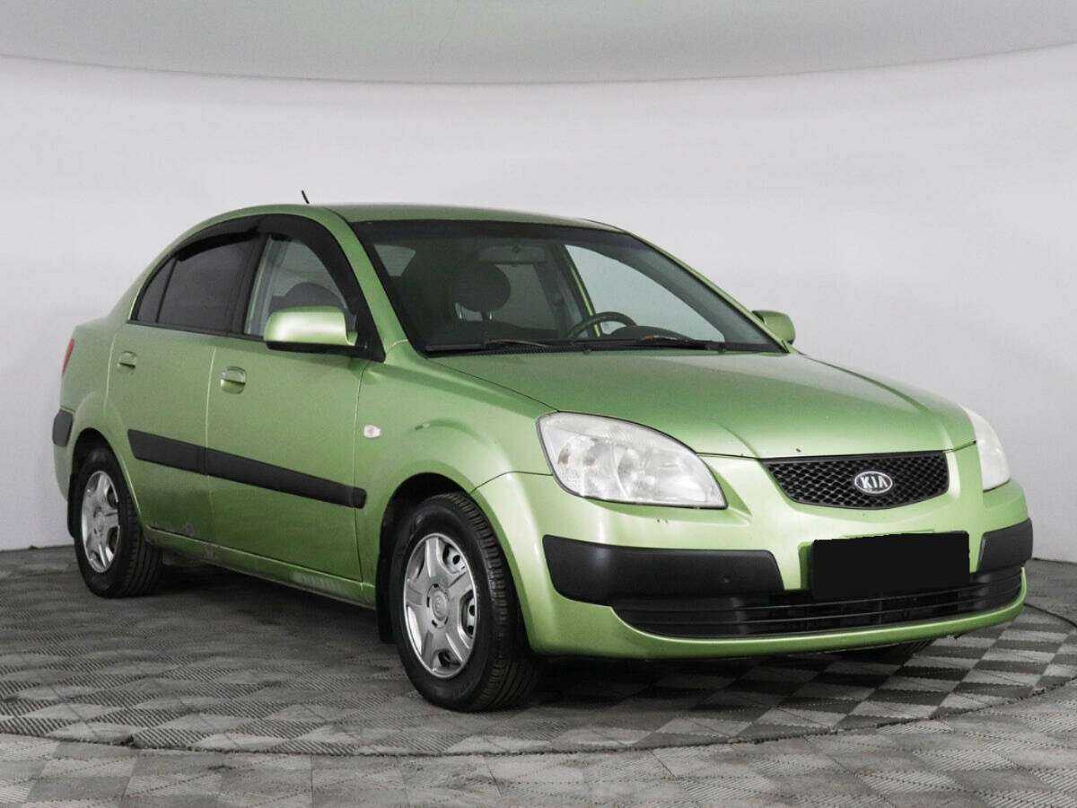 Kia Rio с пробегом — 2006 год. Фото: #1