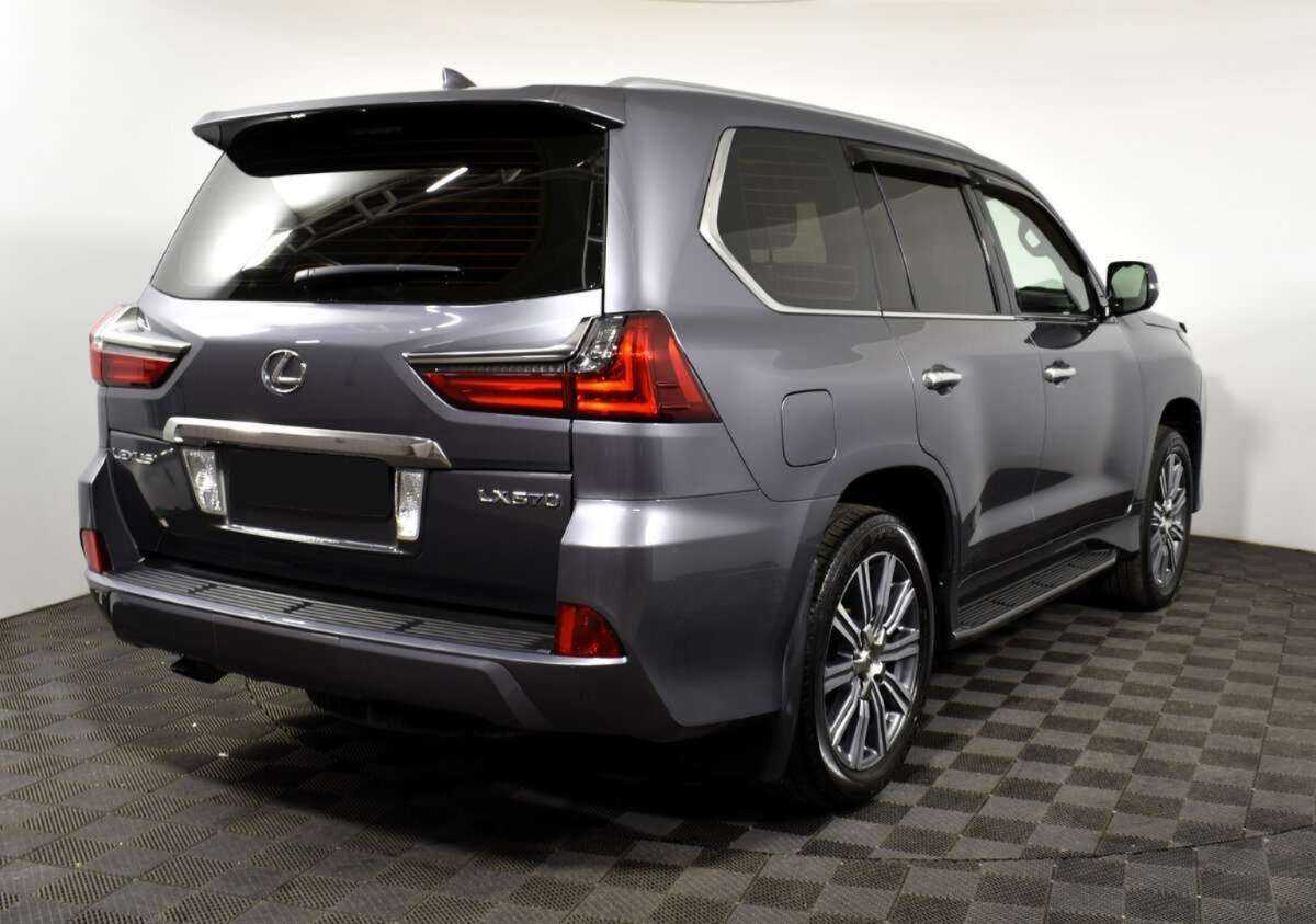 Lexus LX с пробегом — 2016 год. Фото: #3