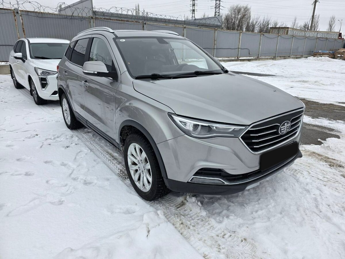 FAW Besturn X40 с пробегом — 2021 год. Фото: #1