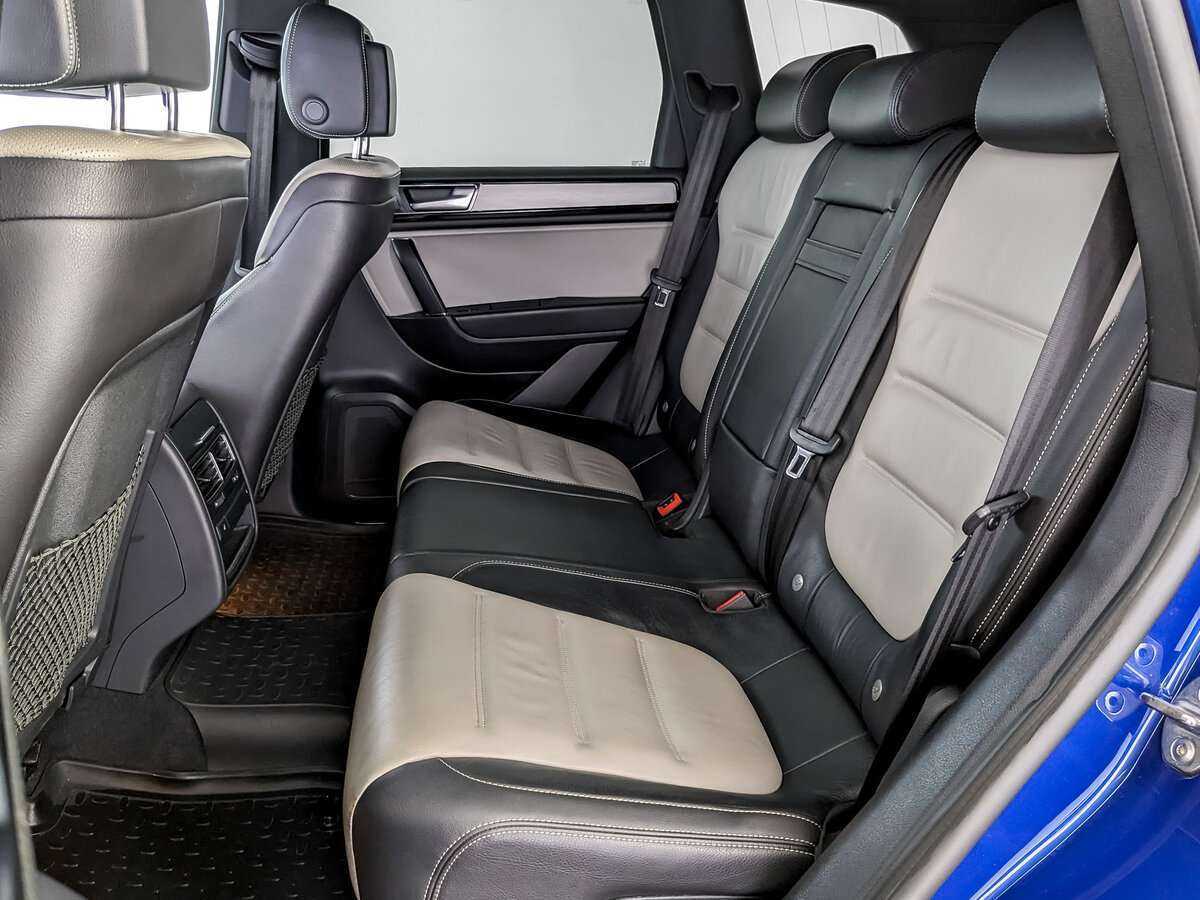 Volkswagen Touareg с пробегом — 2017 год. Фото: #9