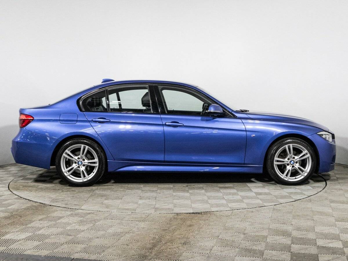 BMW 3 серии с пробегом — 2018 год. Фото: #3