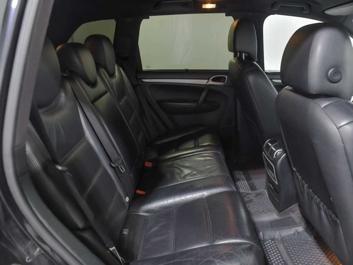 Porsche Cayenne с пробегом — 2007 год. Фото: #13