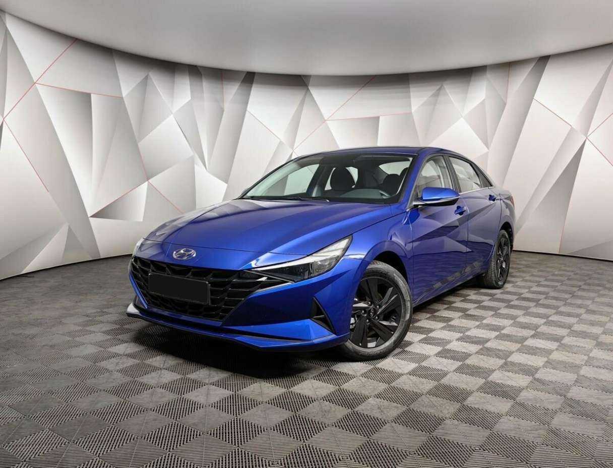 Hyundai Elantra с пробегом — 2022 год. Фото: #0