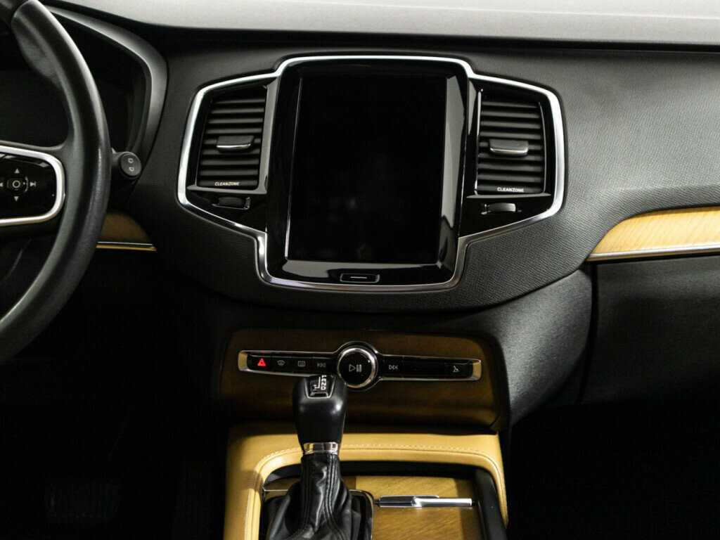 Volvo XC90 с пробегом — 2015 год. Фото: #13