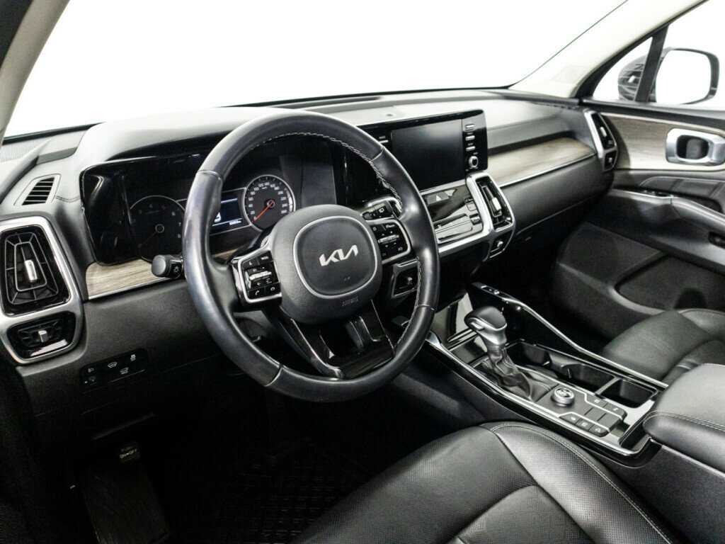 Kia Sorento с пробегом — 2022 год. Фото: #10
