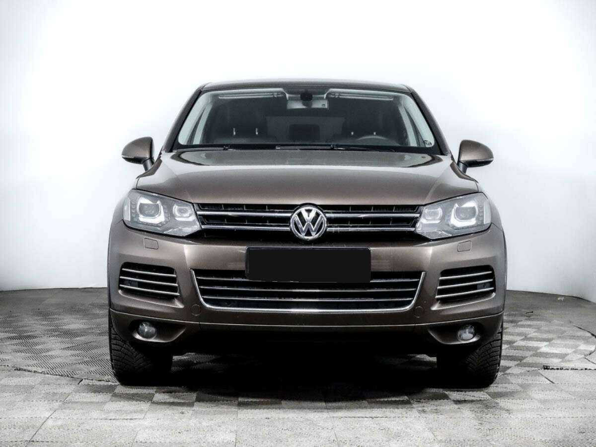 Volkswagen Touareg с пробегом — 2010 год. Фото: #1