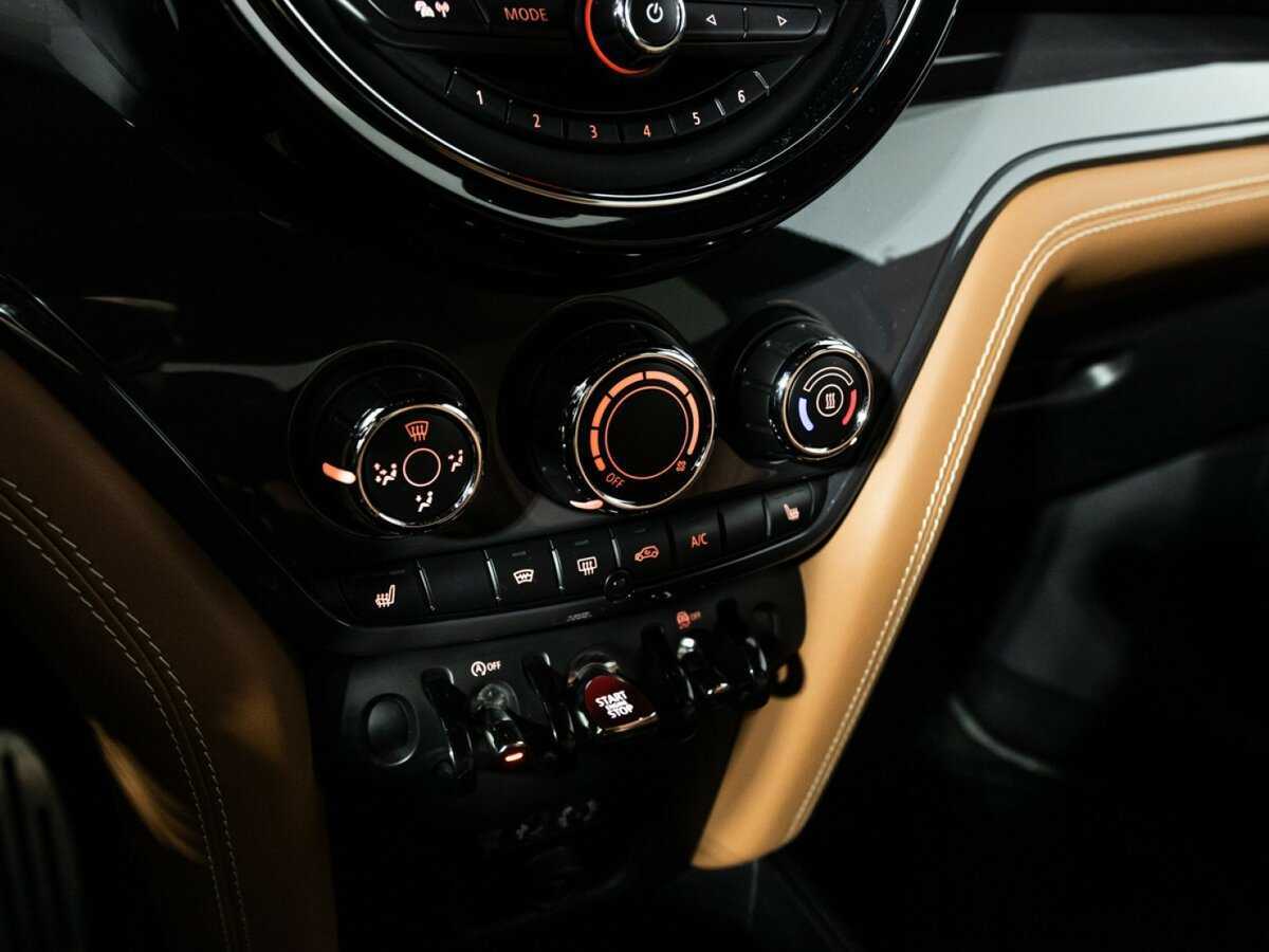 Mini Countryman с пробегом — 2017 год. Фото: #17