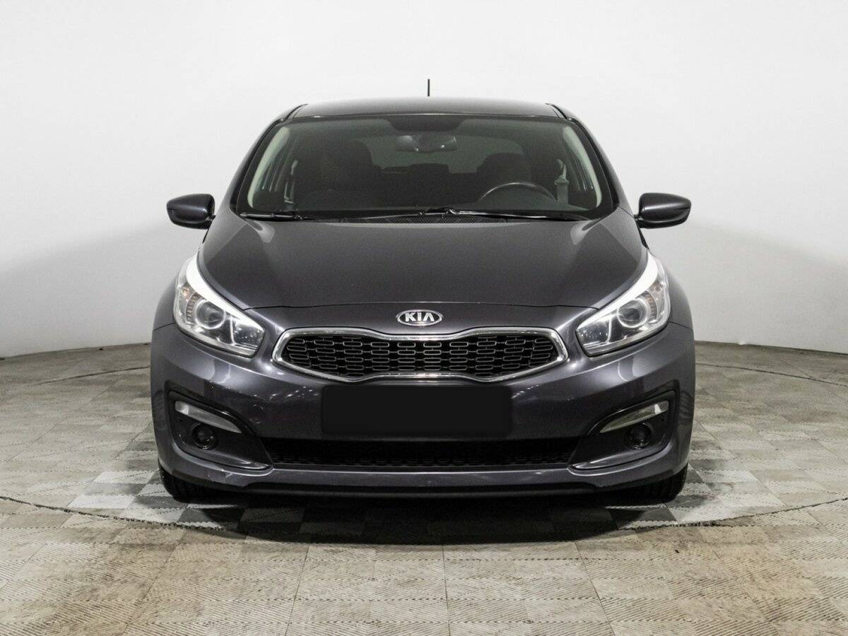 Kia Ceed с пробегом — 2015 год. Фото: #1