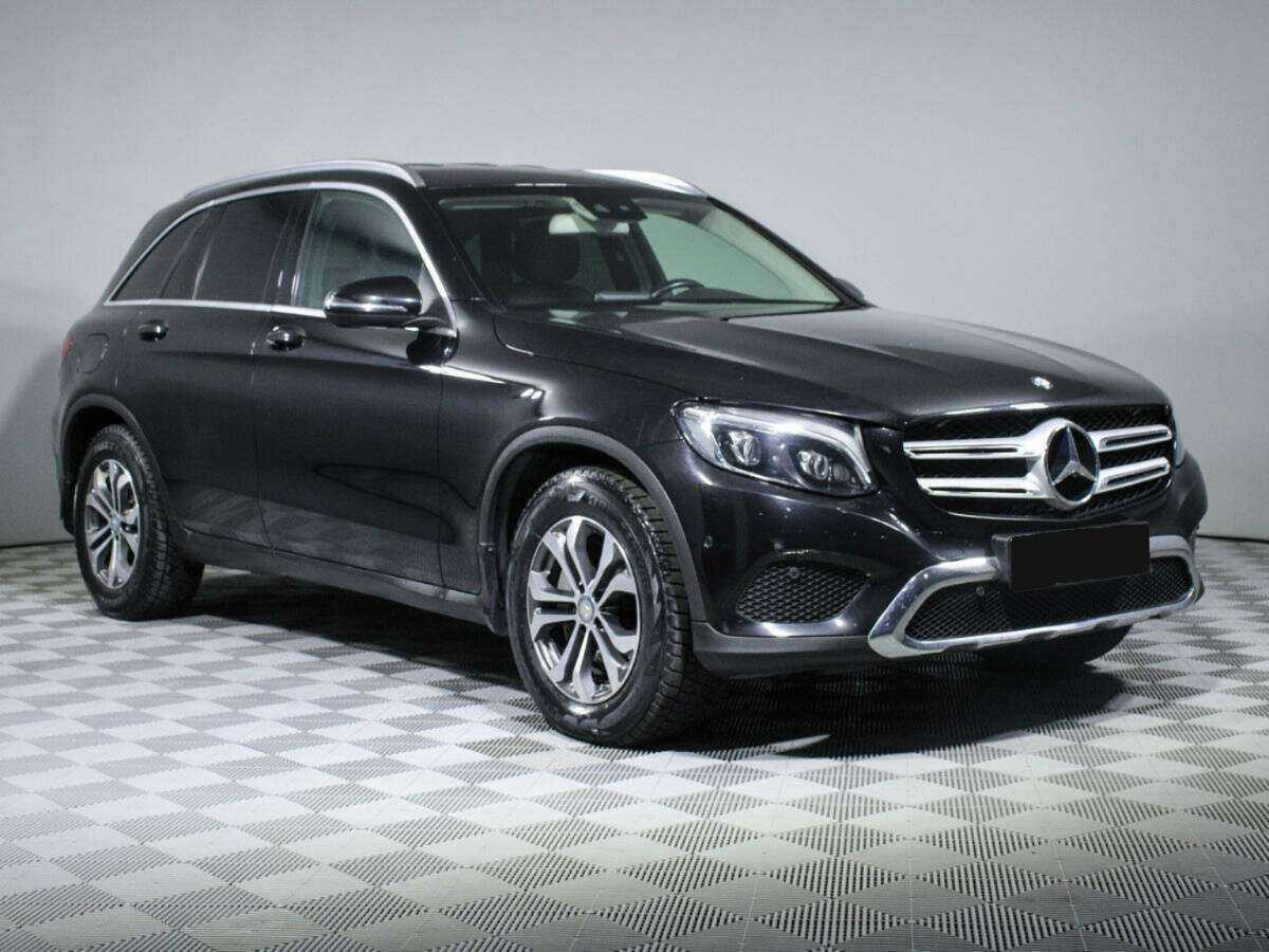 Mercedes-Benz GLC с пробегом — 2015 год. Фото: #2