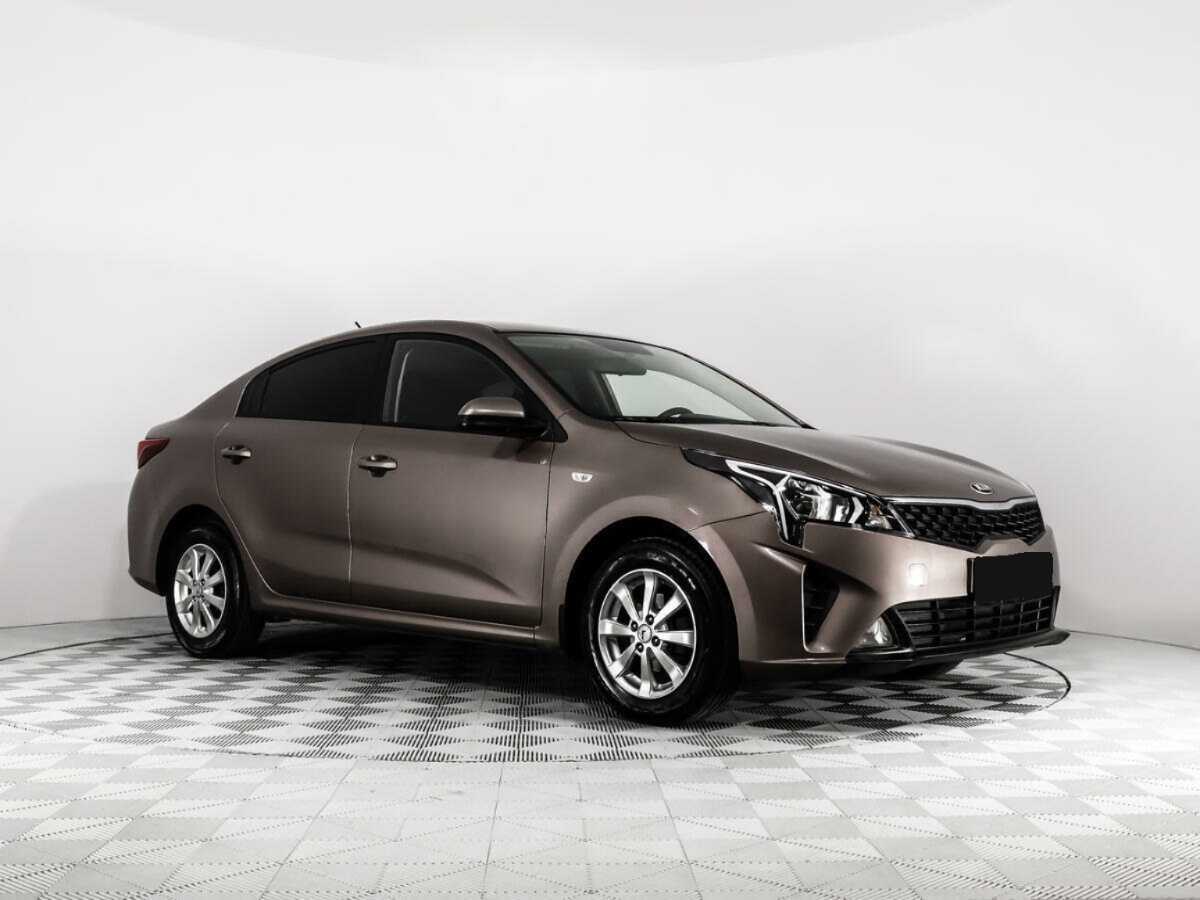 Kia Rio с пробегом — 2020 год. Фото: #2