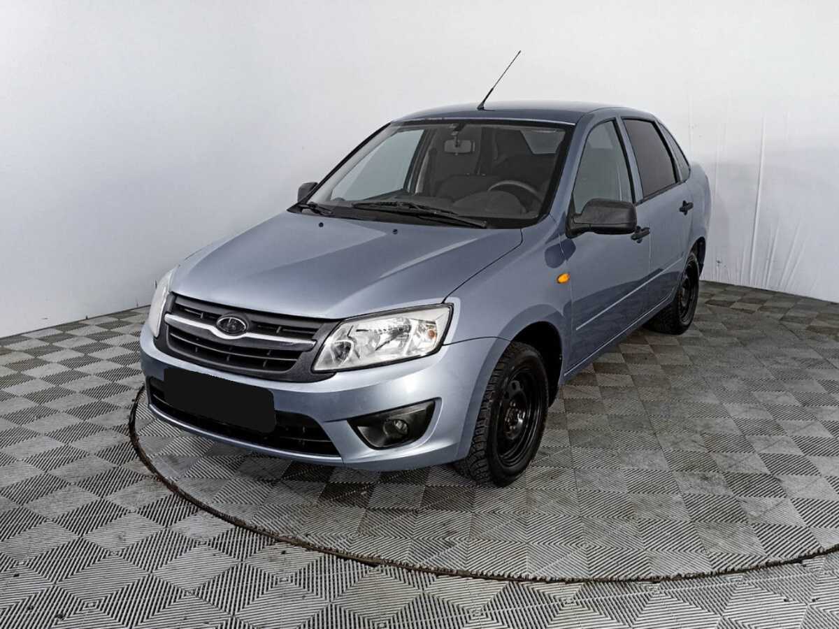 Lada (ВАЗ) Granta с пробегом — 2015 год. Посмотреть фото