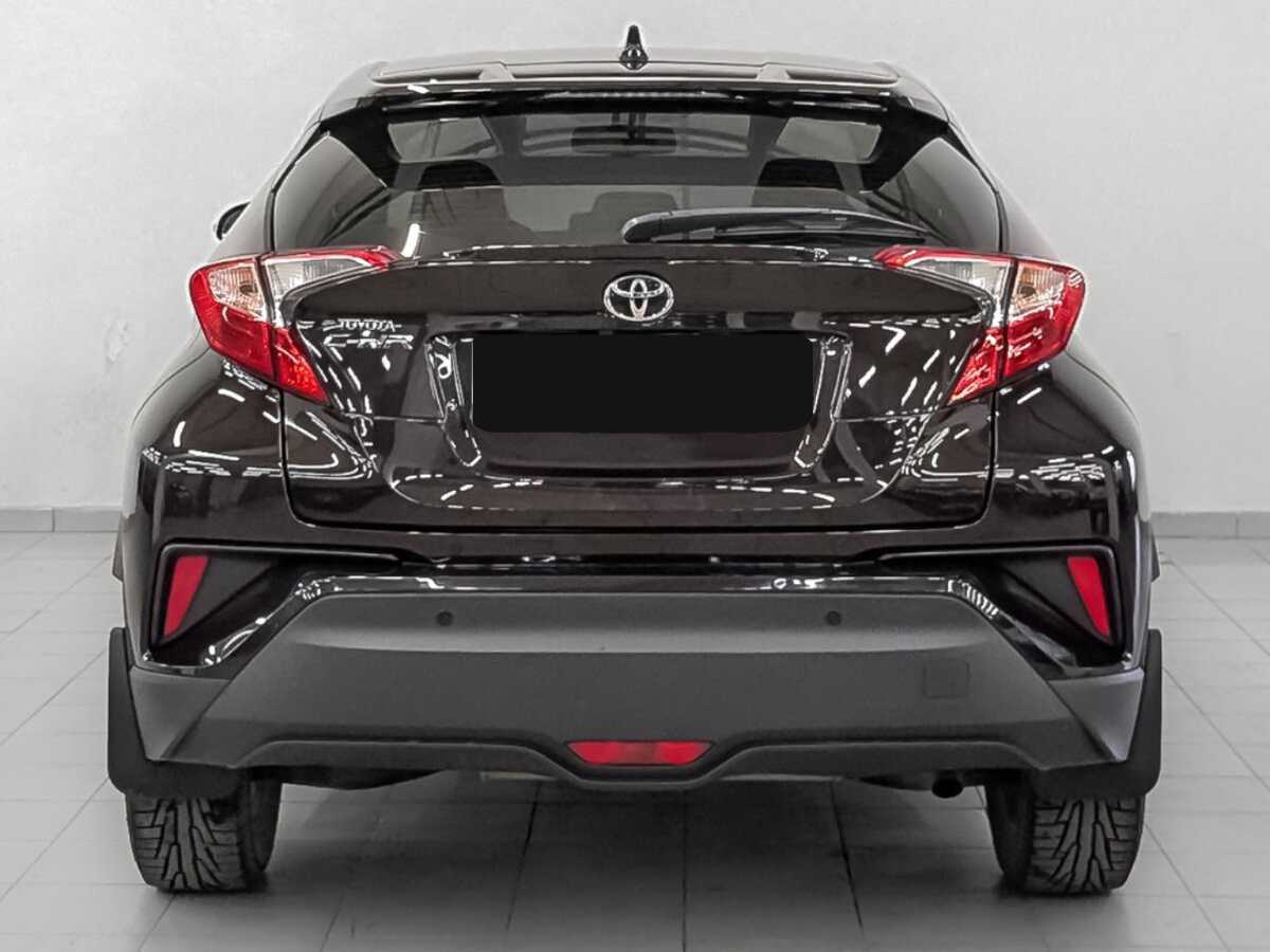 Toyota C-HR с пробегом — 2019 год. Фото: #5