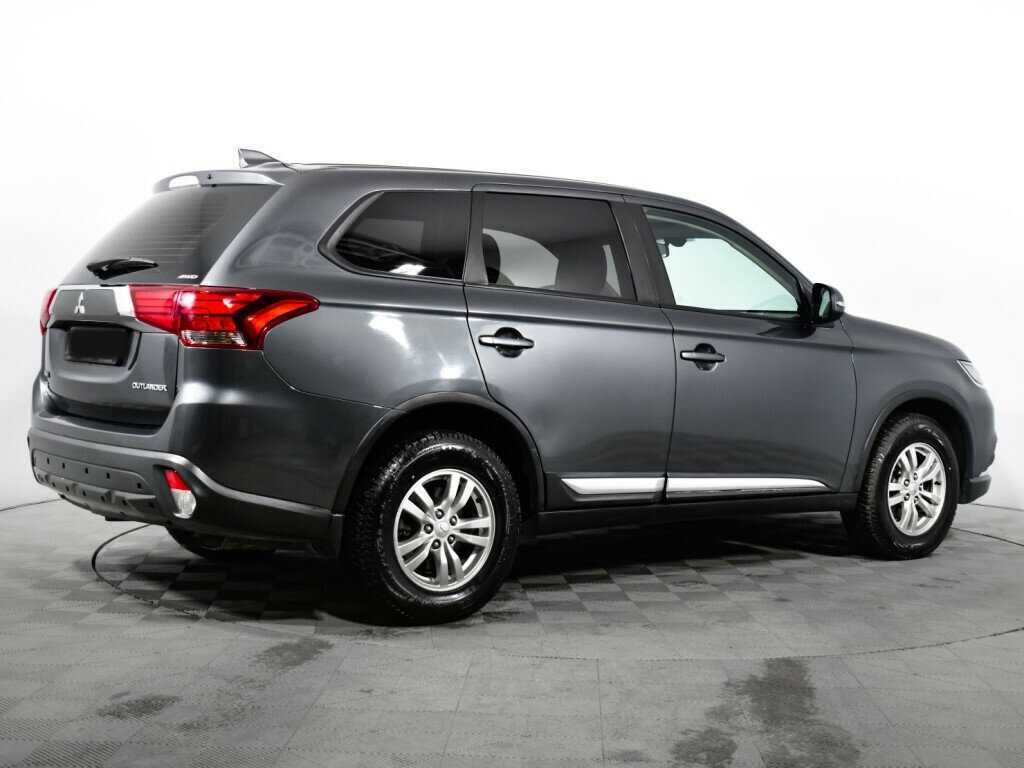 Mitsubishi Outlander с пробегом — 2019 год. Фото: #4