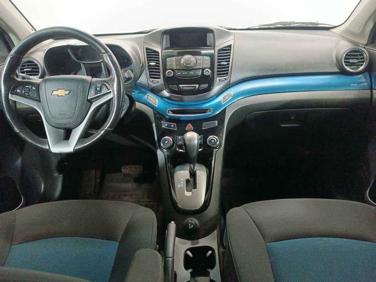 Chevrolet Orlando с пробегом — 2012 год. Фото: #8