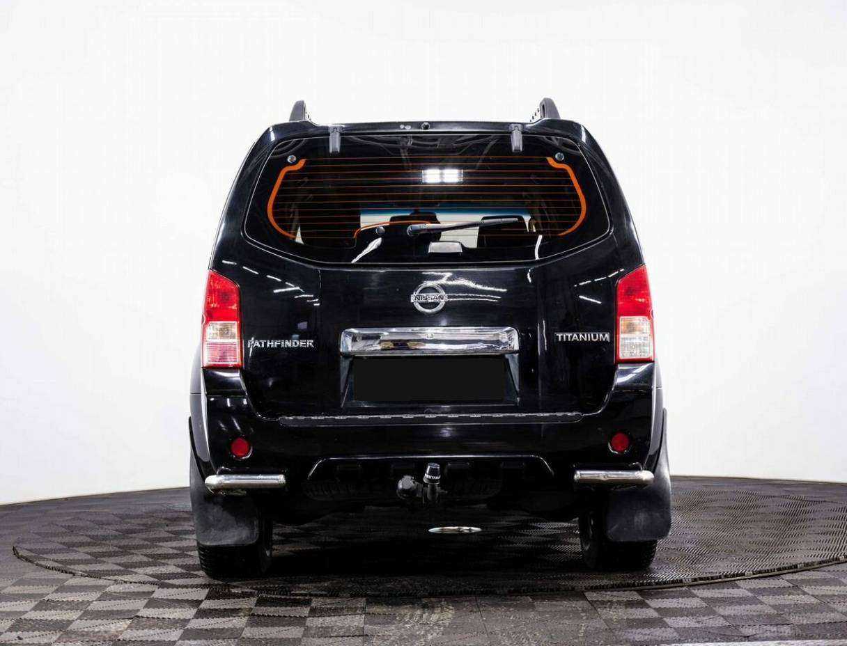 Nissan Pathfinder с пробегом — 2011 год. Фото: #4
