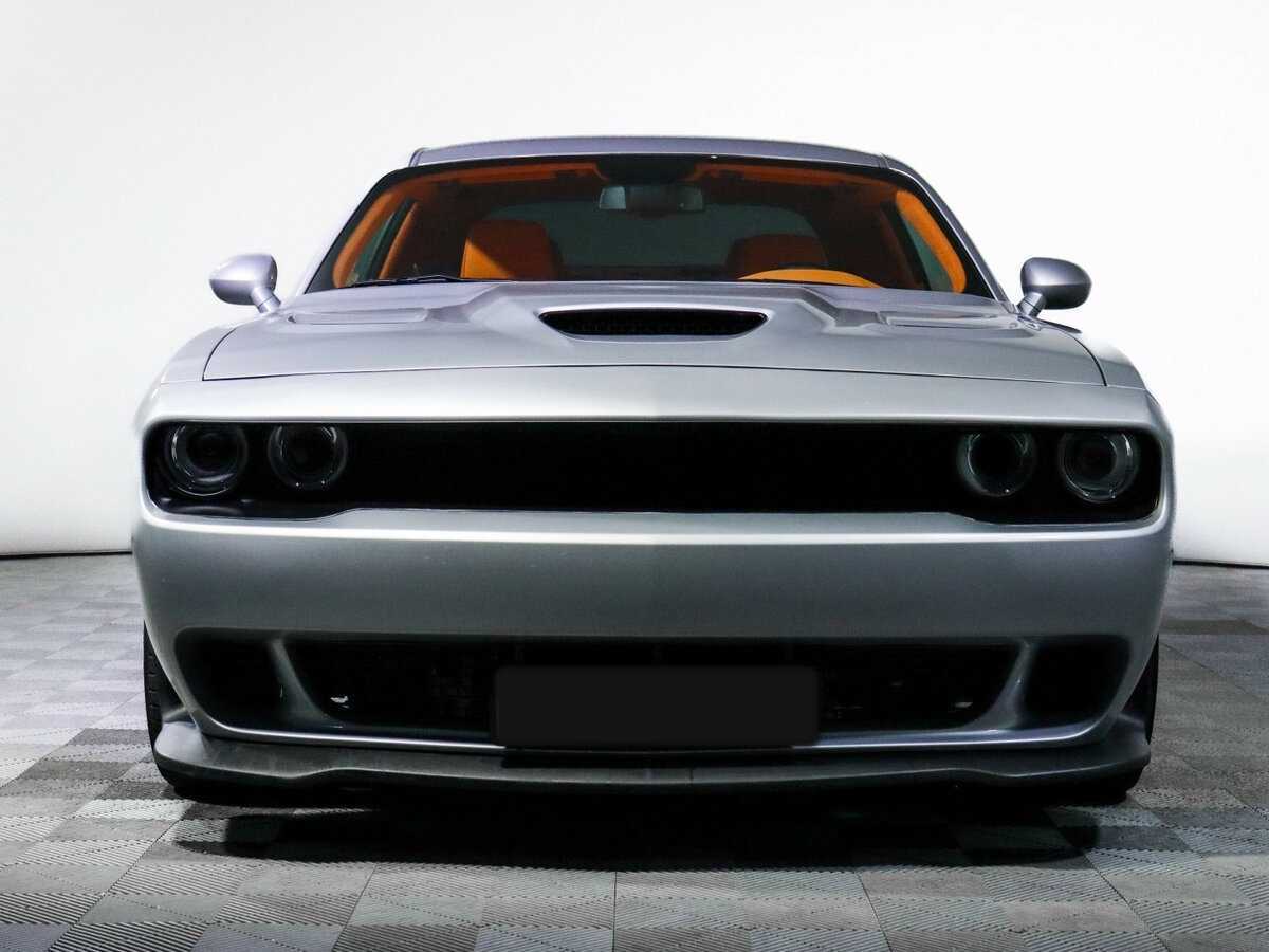 Dodge Challenger с пробегом — 2022 год. Фото: #1