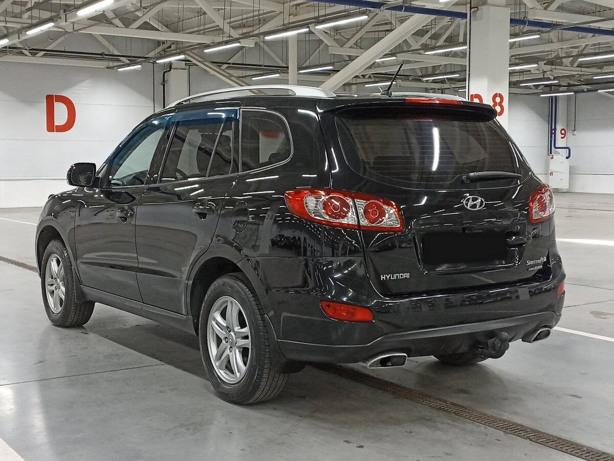 Hyundai Santa Fe с пробегом — 2010 год. Фото: #6