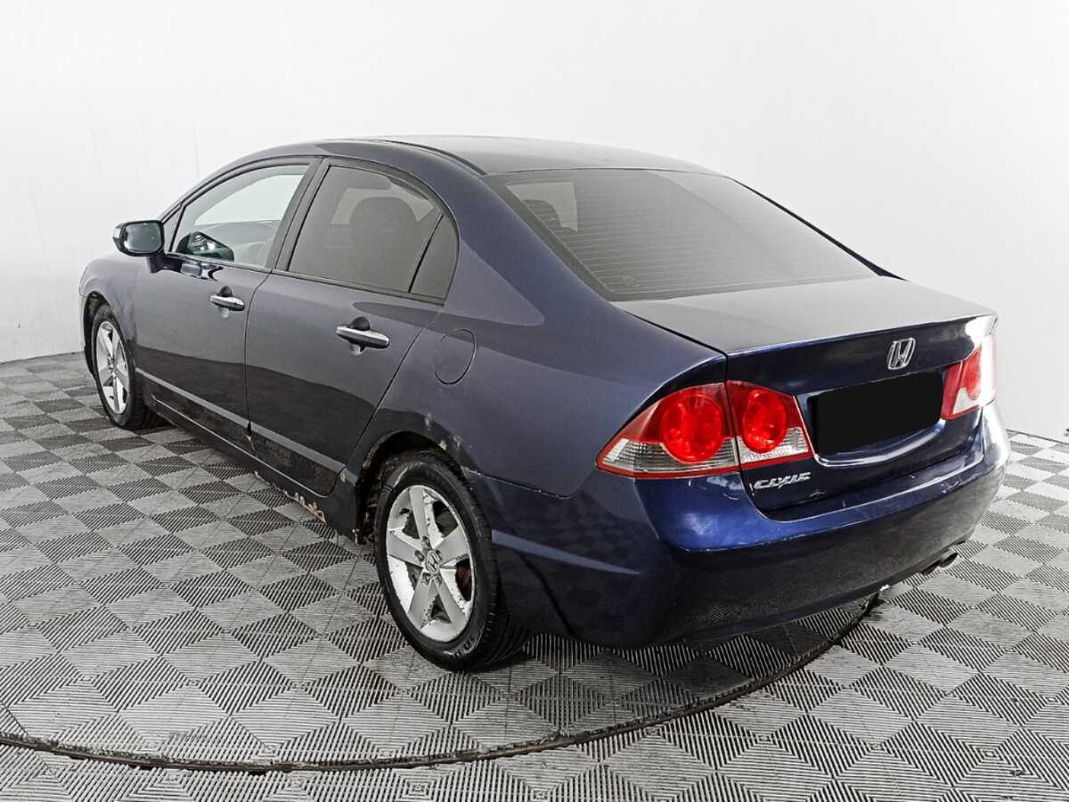 Honda Civic с пробегом — 2007 год. Фото: #6