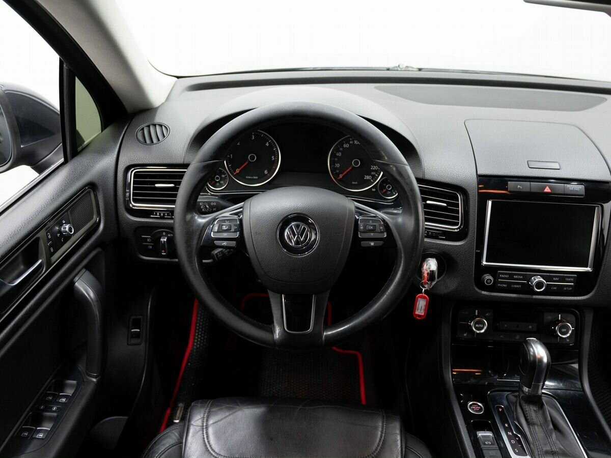 Volkswagen Touareg с пробегом — 2010 год. Фото: #14