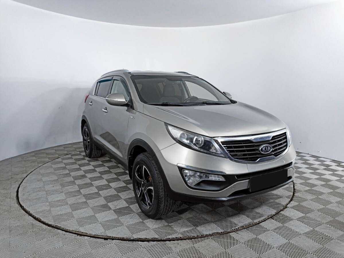 Kia Sportage с пробегом — 2011 год. Фото: #2