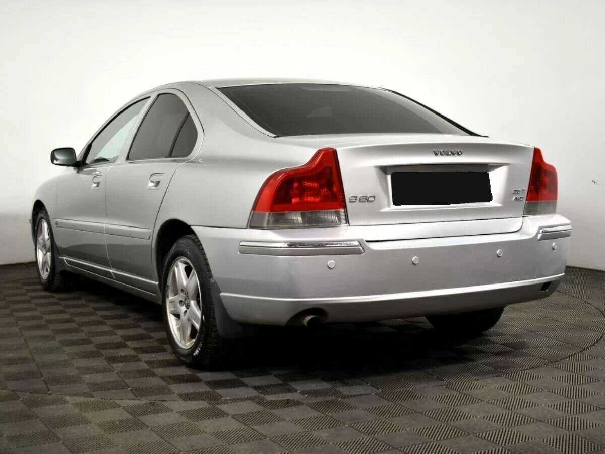 Volvo S60 с пробегом — 2005 год. Фото: #3