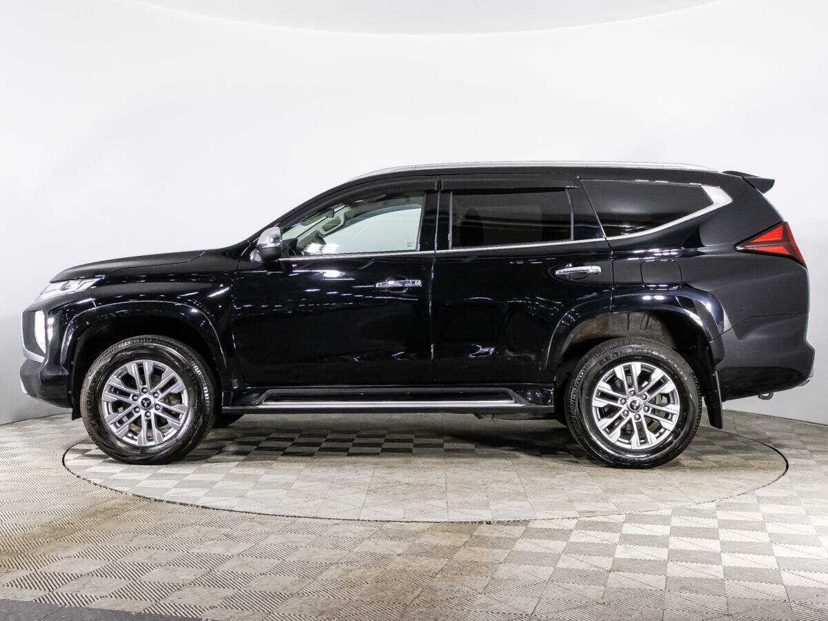 Mitsubishi Pajero Sport с пробегом — 2022 год. Фото: #7