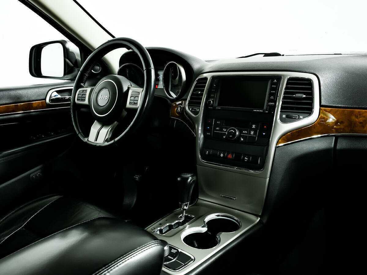 Jeep Grand Cherokee с пробегом — 2011 год. Фото: #8