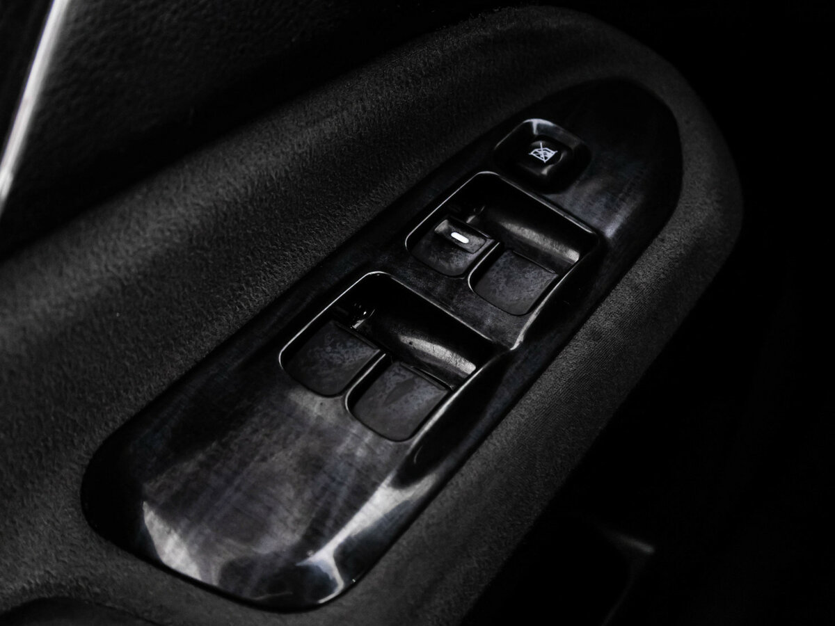 Mitsubishi Lancer с пробегом — 2005 год. Фото: #14