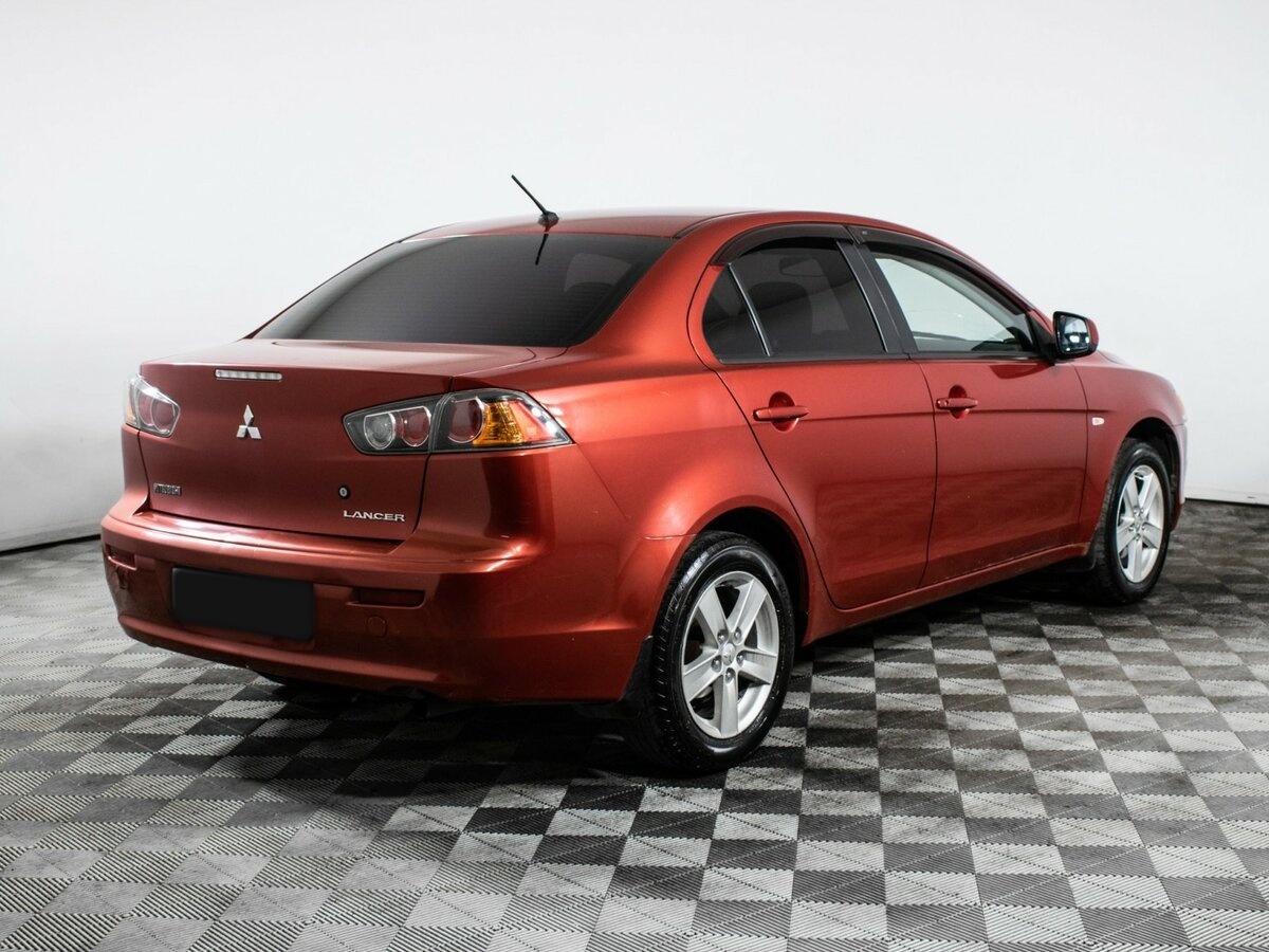 Mitsubishi Lancer с пробегом — 2010 год. Фото: #3