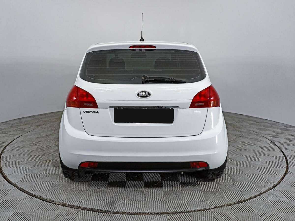 Kia Venga с пробегом — 2014 год. Фото: #4