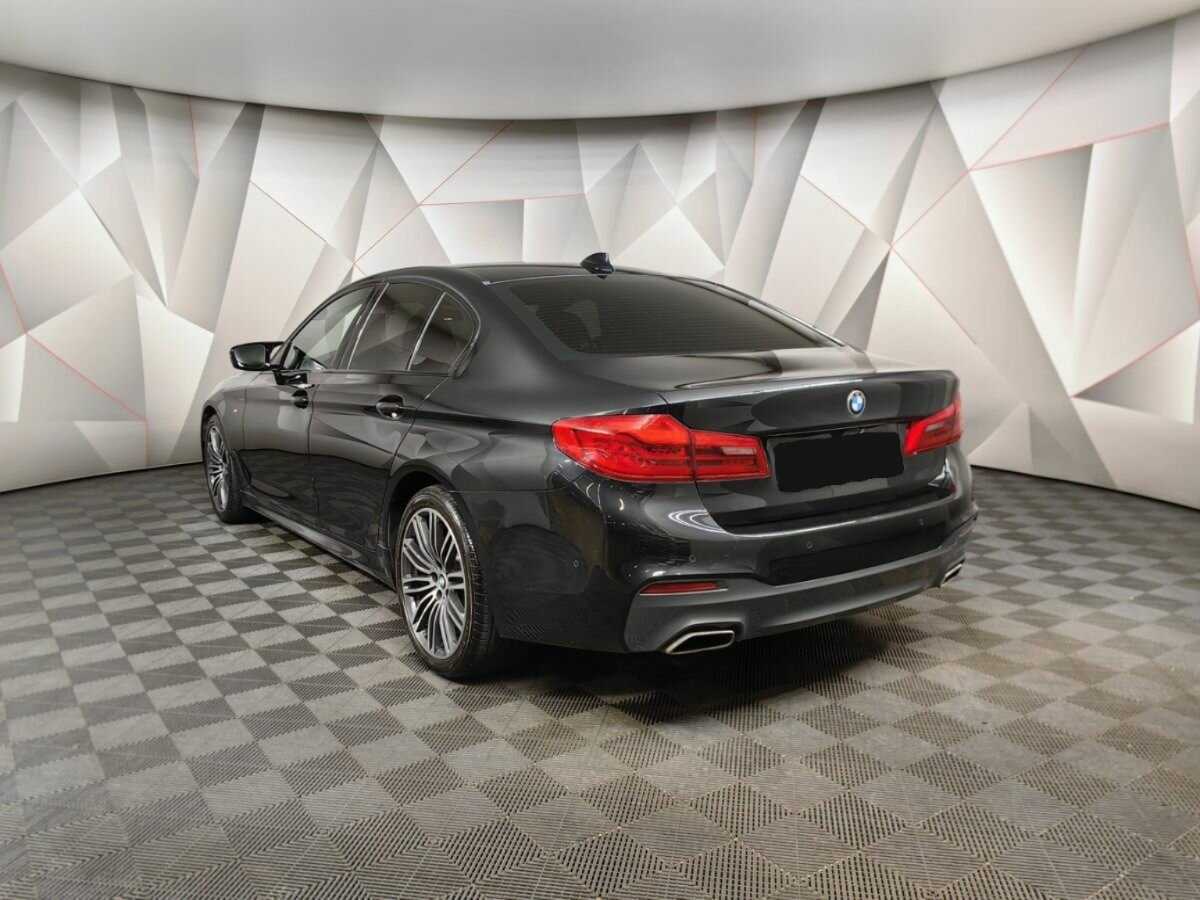 BMW 5 серии с пробегом — 2018 год. Фото: #3