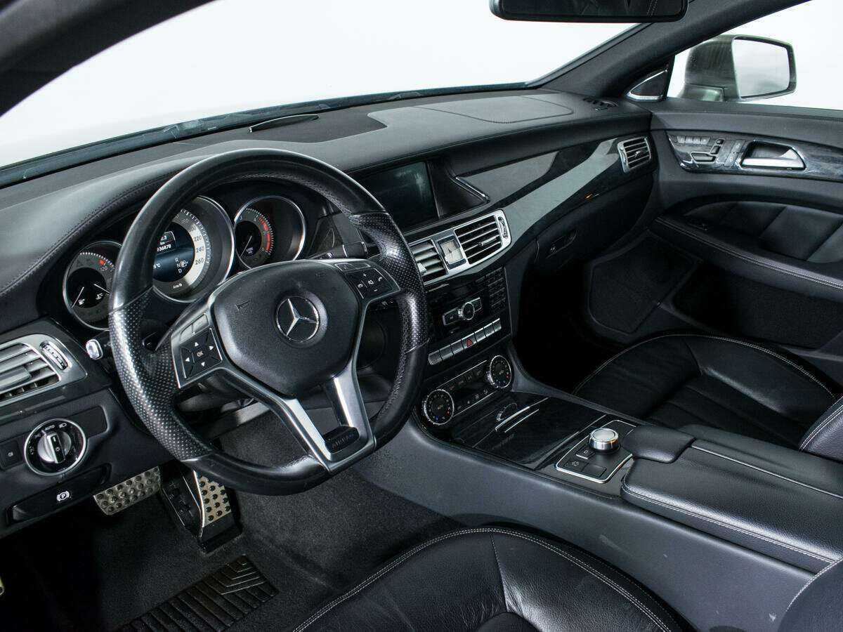 Mercedes-Benz CLS с пробегом — 2014 год. Фото: #10