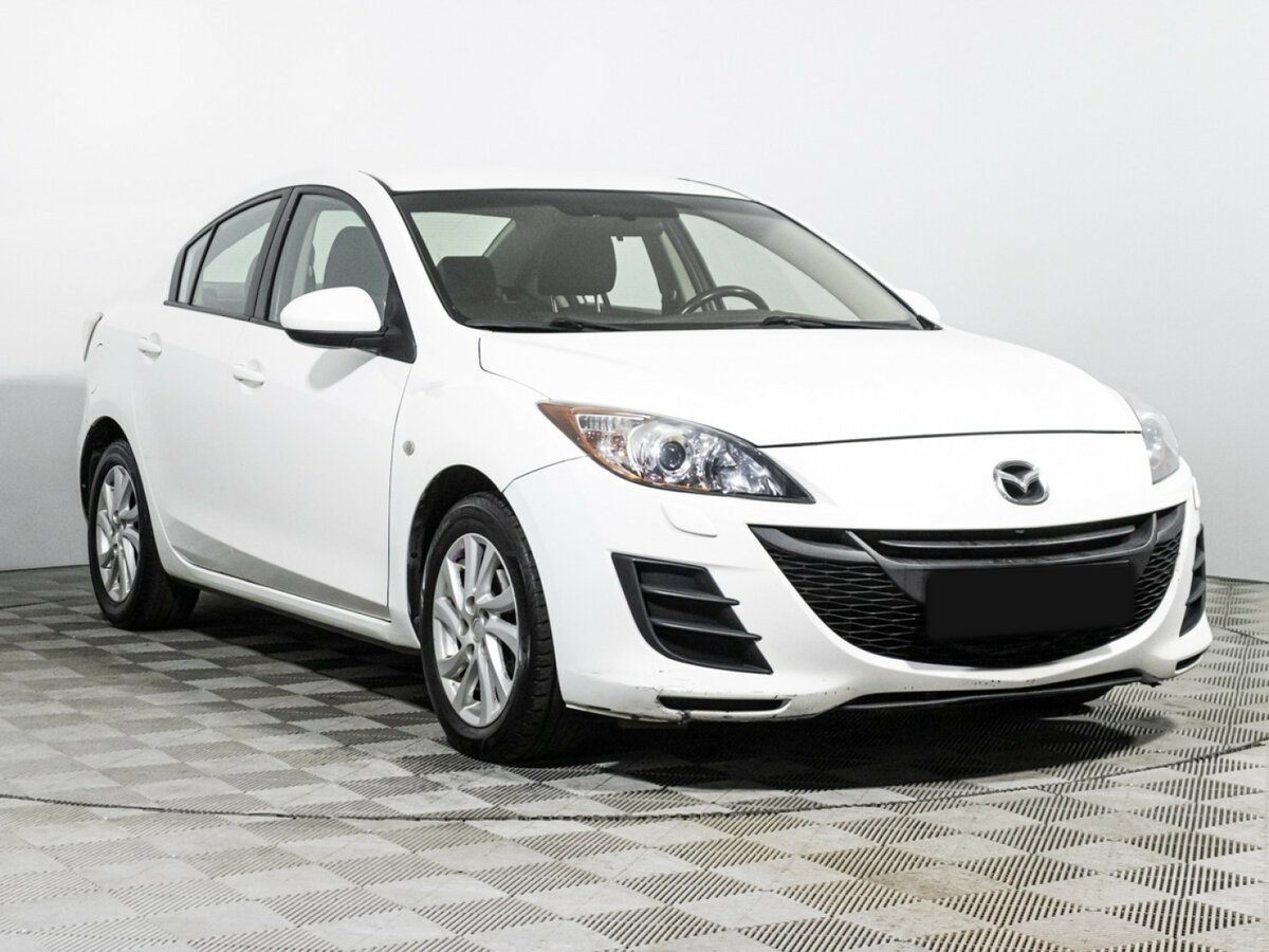 Mazda 3 с пробегом — 2010 год. Фото: #2