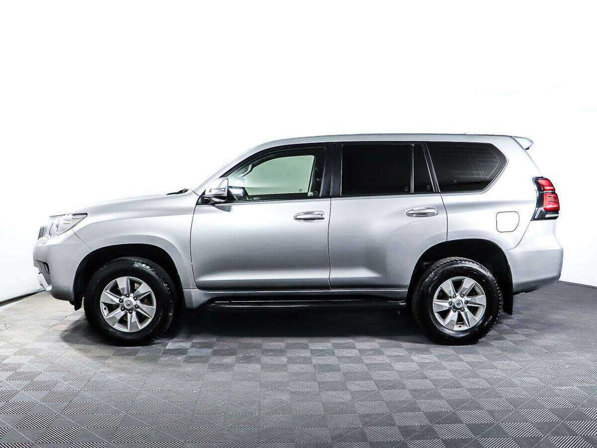 Toyota Land Cruiser Prado с пробегом — 2018 год. Фото: #6