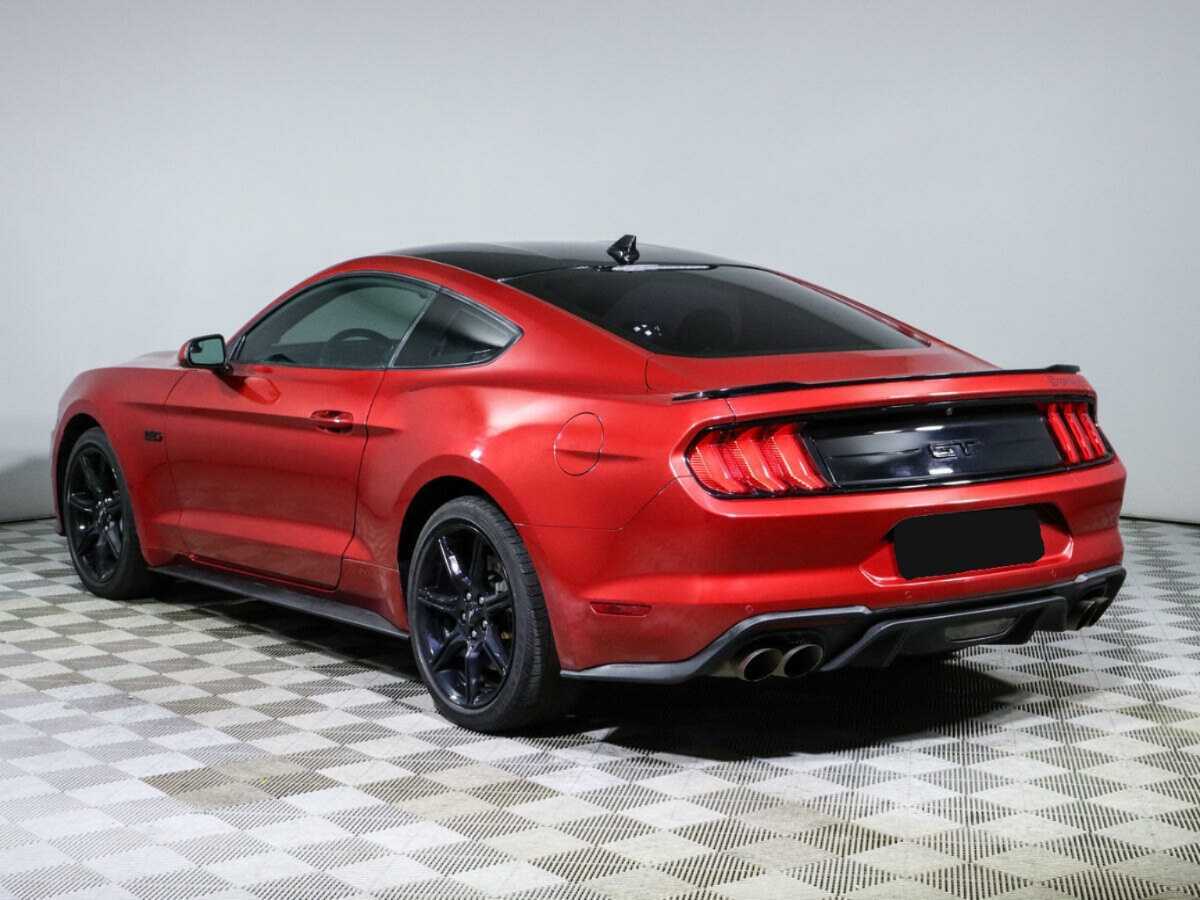 Ford Mustang с пробегом — 2020 год. Фото: #6