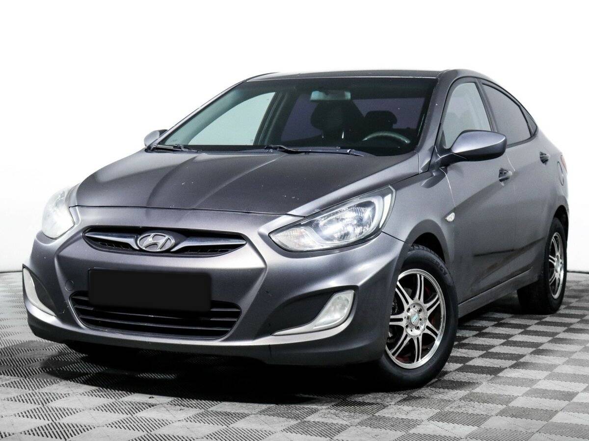 Hyundai Solaris с пробегом — 2011 год. Фото: #0
