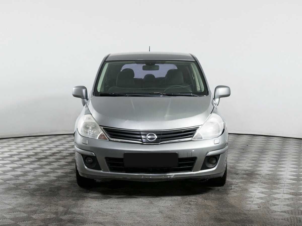 Nissan Tiida с пробегом — 2008 год. Фото: #1